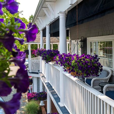 Chateau Inn And Suites Spring Lake Exterior photo